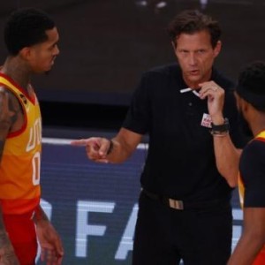 开云体育官网-连续6年进季后赛却想离开，斯奈德与爵士前途未卜