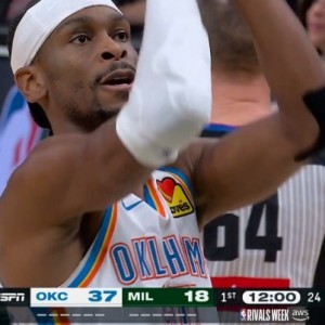 开云体育入口-一节打花？亚历山大造杀伤两罚中一 雷霆领先雄鹿20分