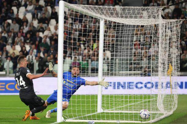 1695770699768064057.jpg 1703047986-612x612.jpg